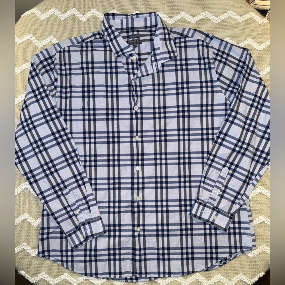 Madison slim fit men’s Navy and White Checkered button Shirt